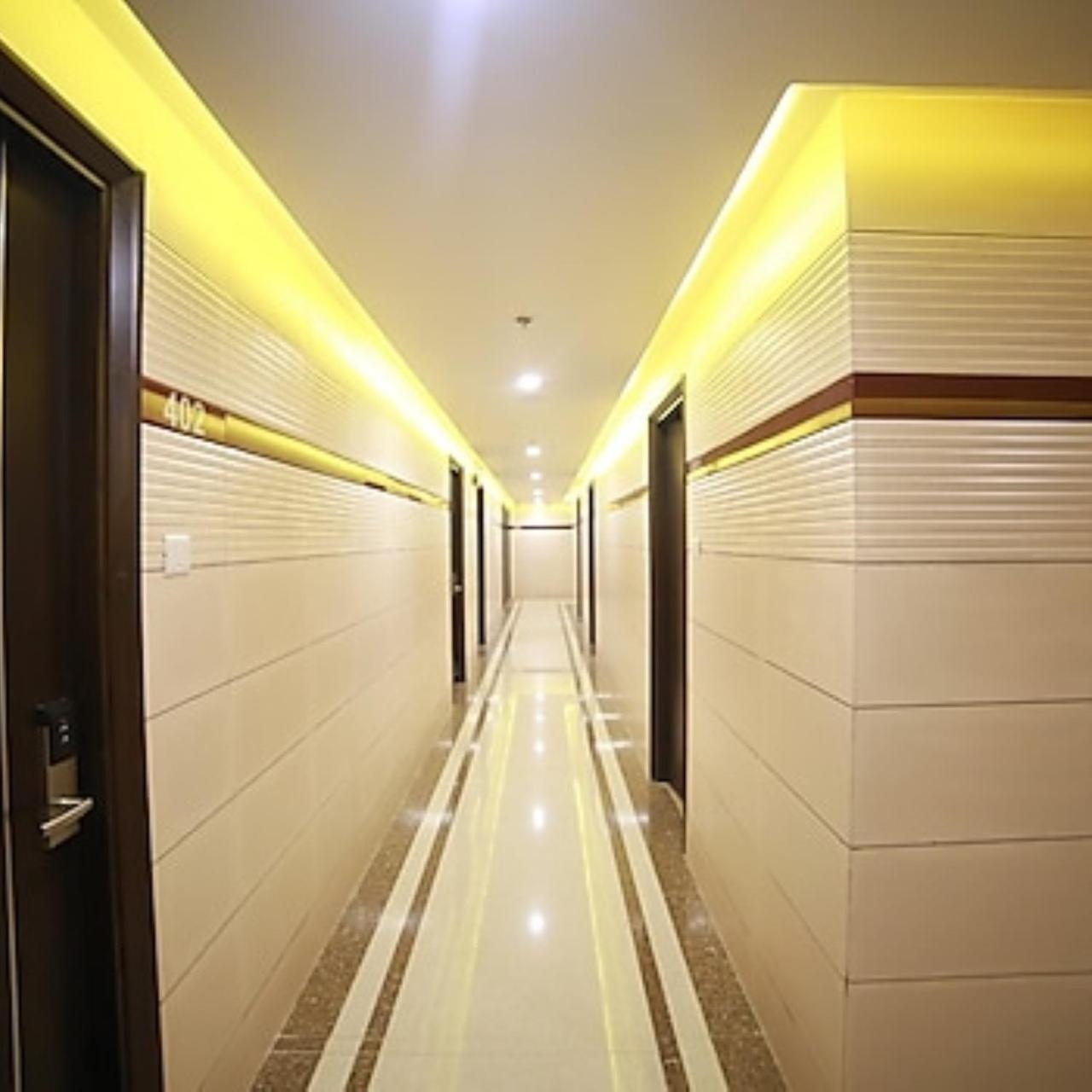 Hotel Svm Grand Medipally Haiderabad Buitenkant foto